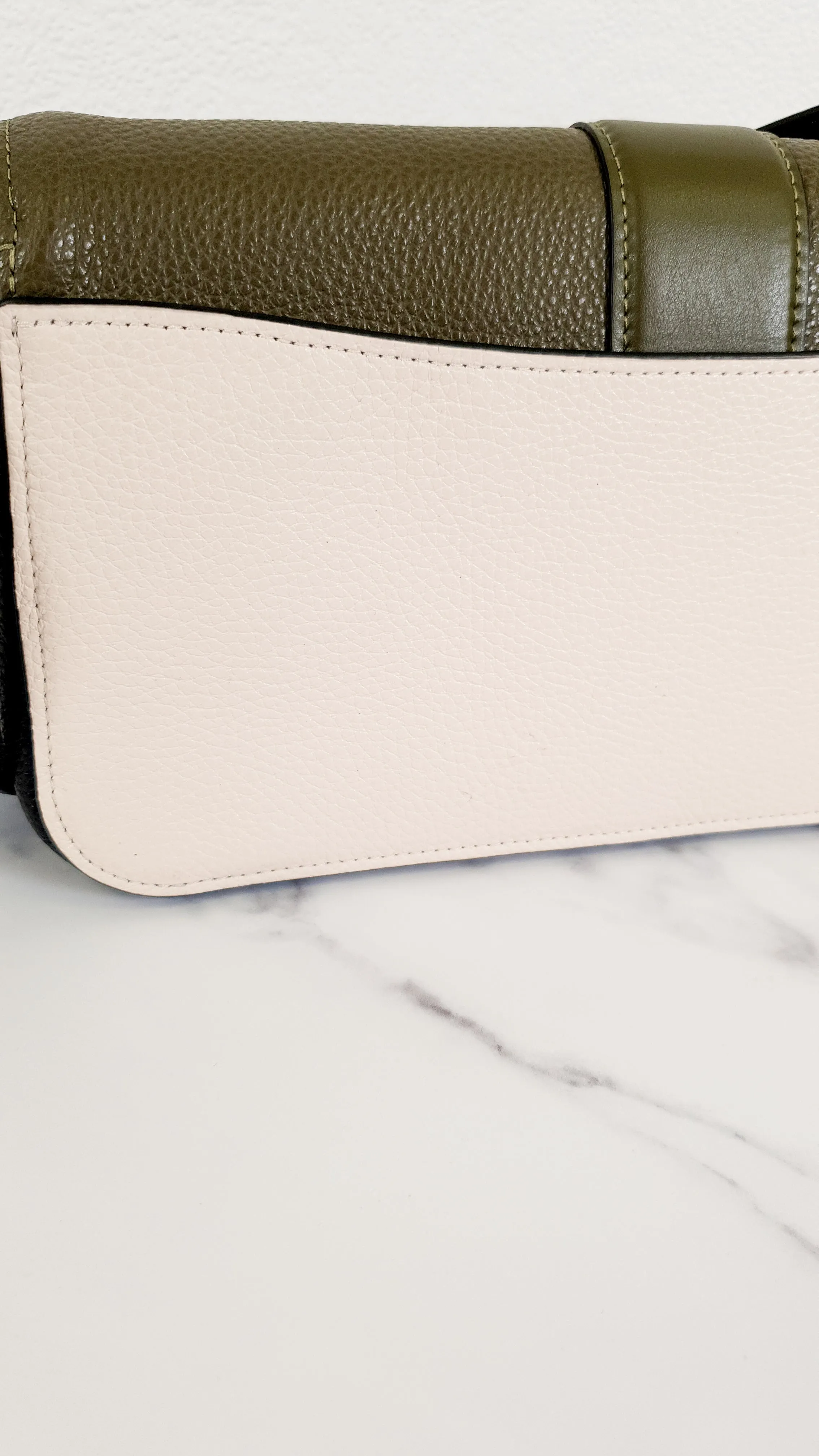Coach Georgie Shoulder Bag in Colorblock Pebble Leather Kelp Green, Black & Chalk - Army green Coach 6019