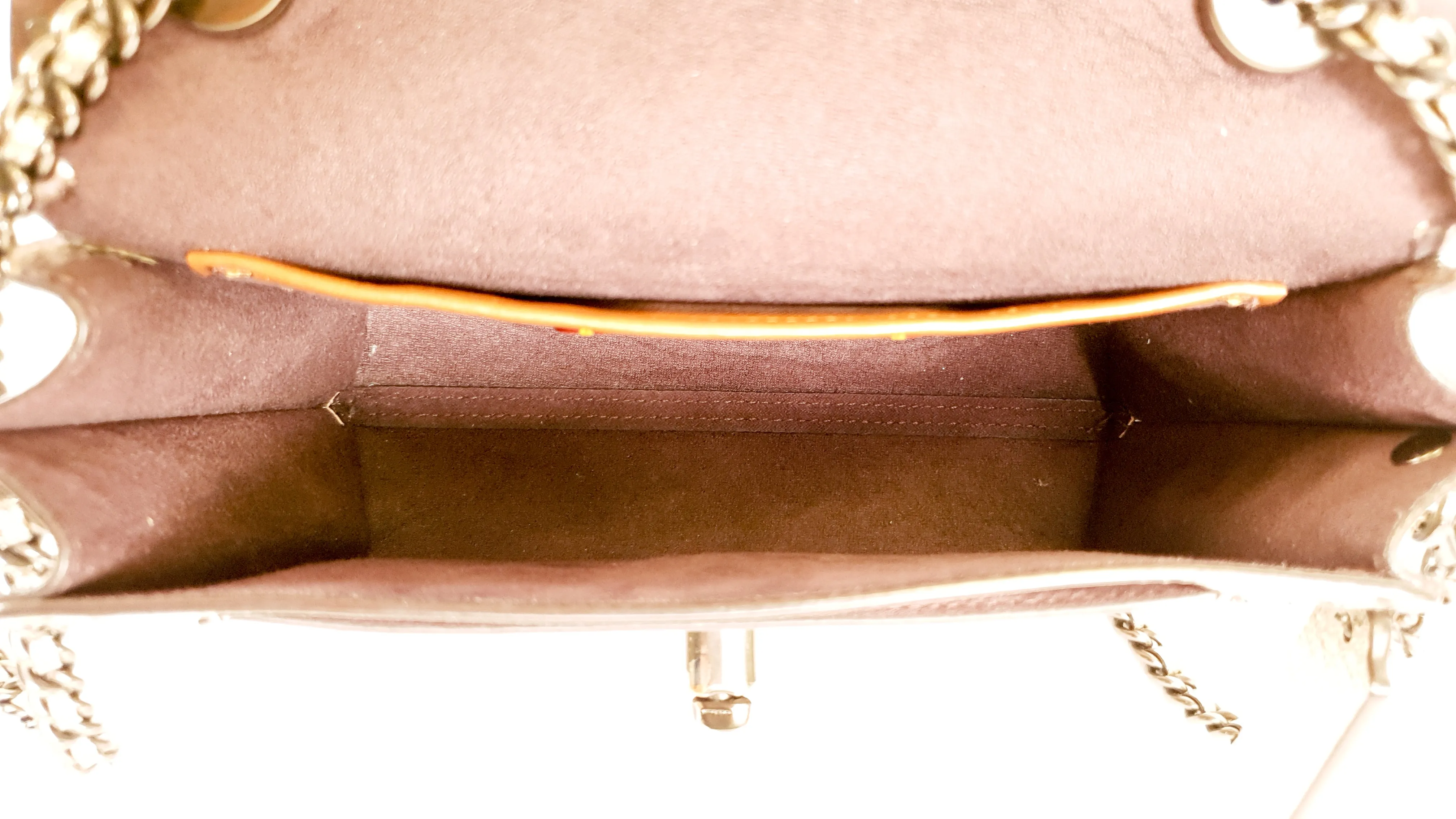 Coach Parker 18 in Signature Canvas With Tea Rose Turnlock, Border Rivets, Snakeskin Detail & Metallic Leather - Shoulder Bag Crossbody Bag Champagne Platinum Beige - Coach 39680
