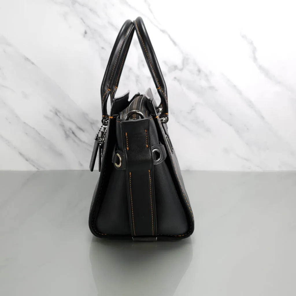 Coach Swagger 27 in Black Glovetanned Leather with Link Detail - SAMPLE BAG