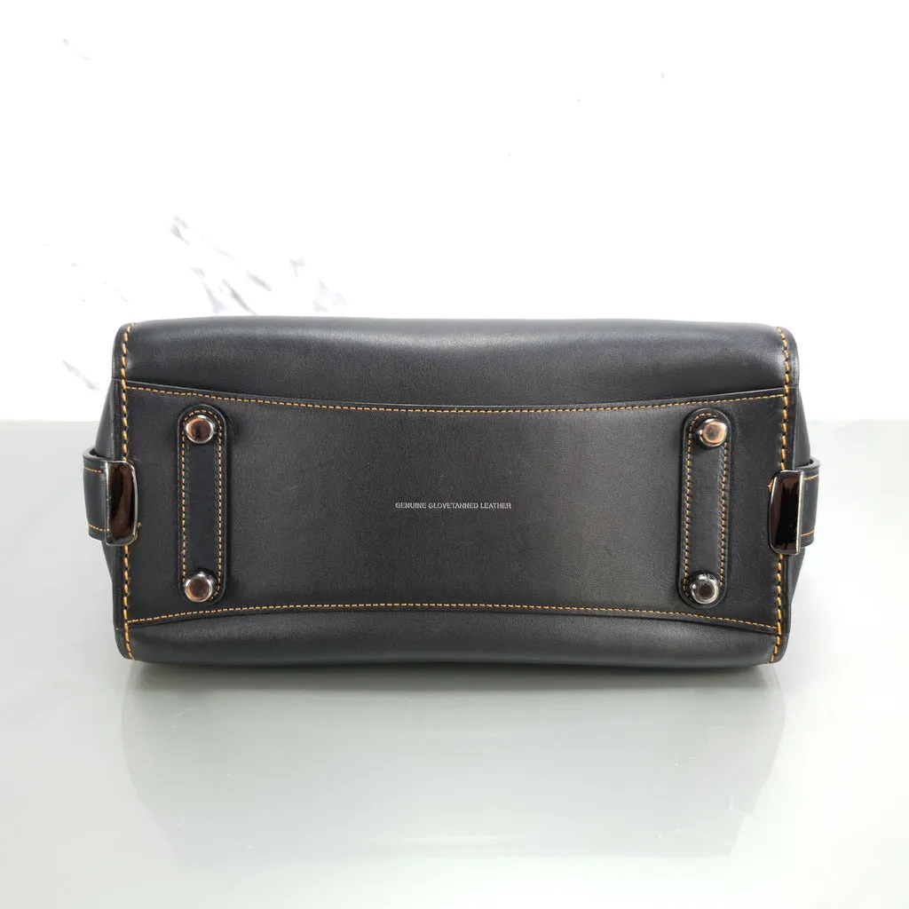 Coach Swagger 27 in Black Glovetanned Leather with Link Detail - SAMPLE BAG