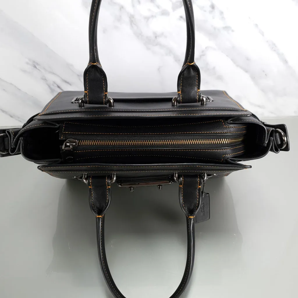 Coach Swagger 27 in Black Glovetanned Leather with Link Detail - SAMPLE BAG