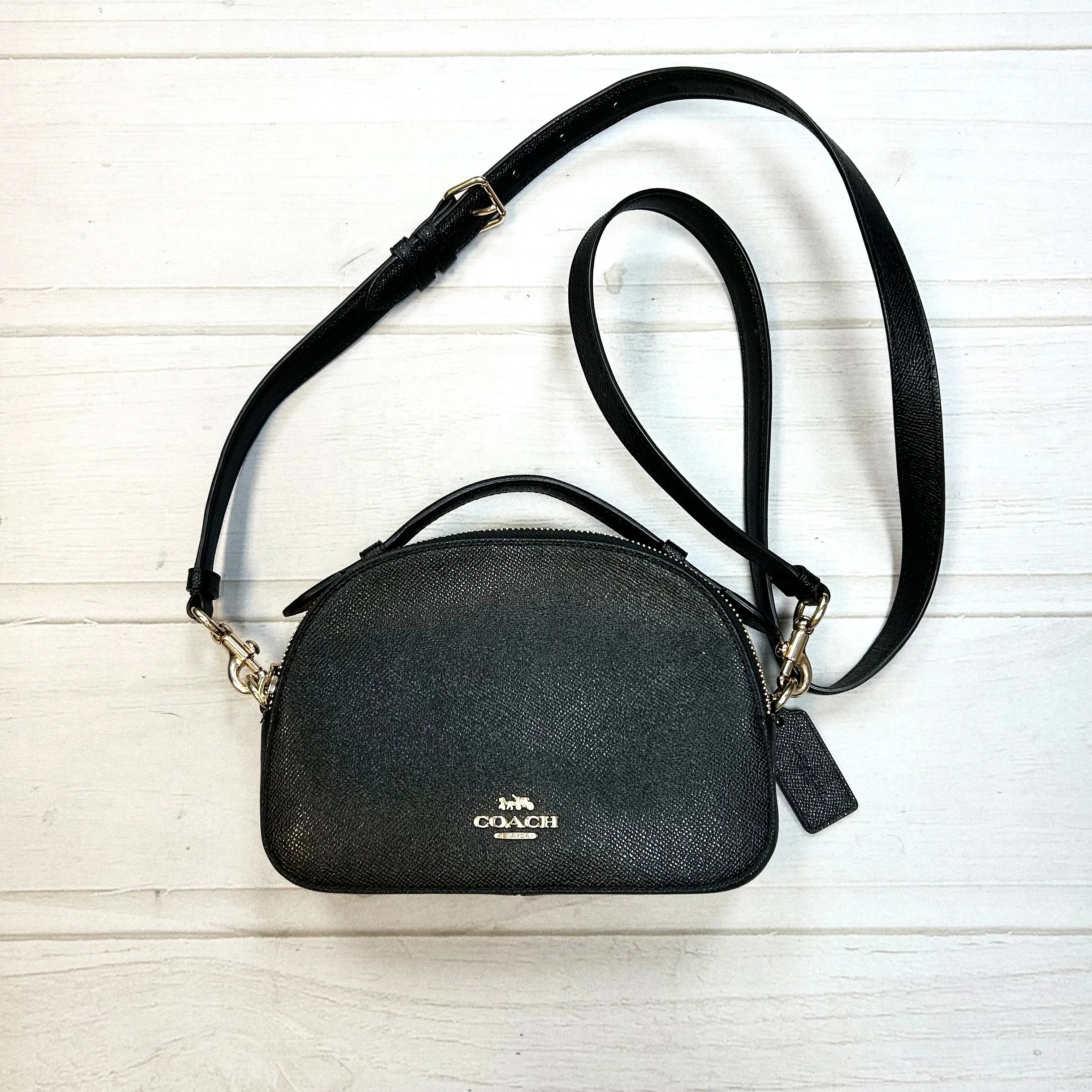 Crossbody Designer By Coach  Size: Medium