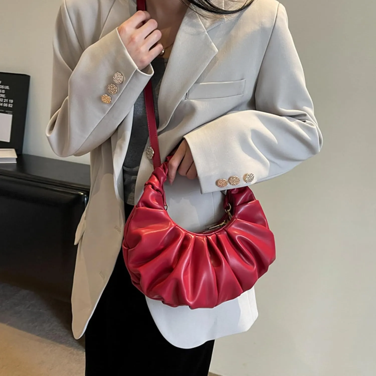 Half Moon Crossbody Bags for Women Small Square Bag Casual Fold Clutch Bag Shoulder Bag Wrinkle Cloud Bag