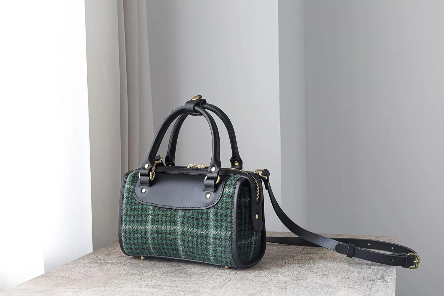 Mini Boston Bag - Lady's Wool Leather Bag Handmade Leather and Harris Tweed Shoulder Bag Top Handle Bag Every day carry (green)