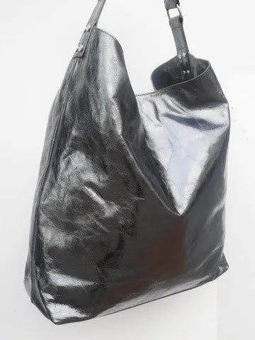 Pancho Hobo Bag Patent Leather Black