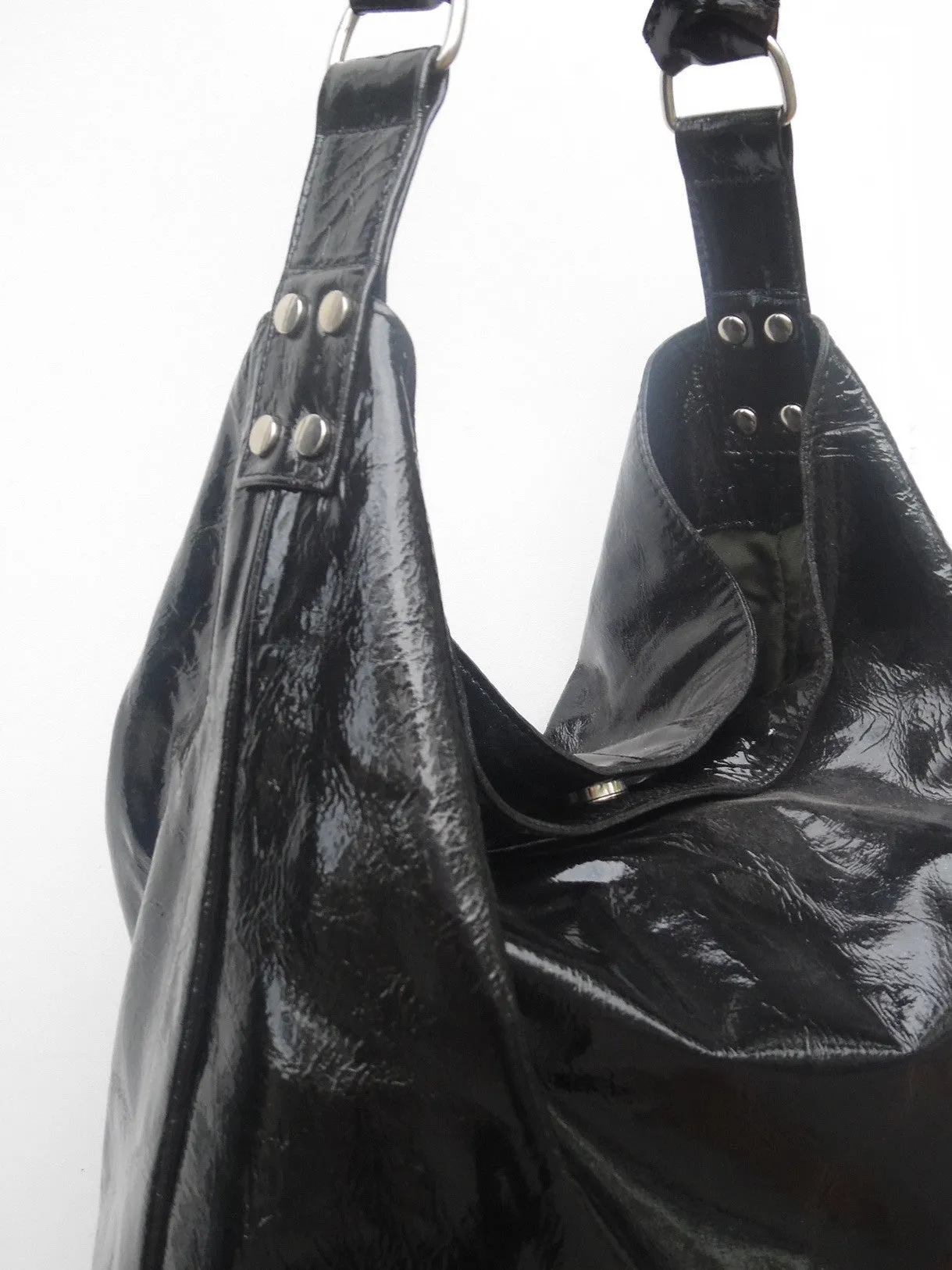 Pancho Hobo Bag Patent Leather Black